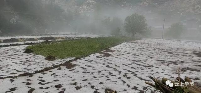 山西朔州突降冰雹，一场突如其来的自然奇观